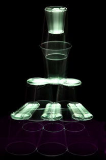 塑料杯 現代生活的便捷與環保之思